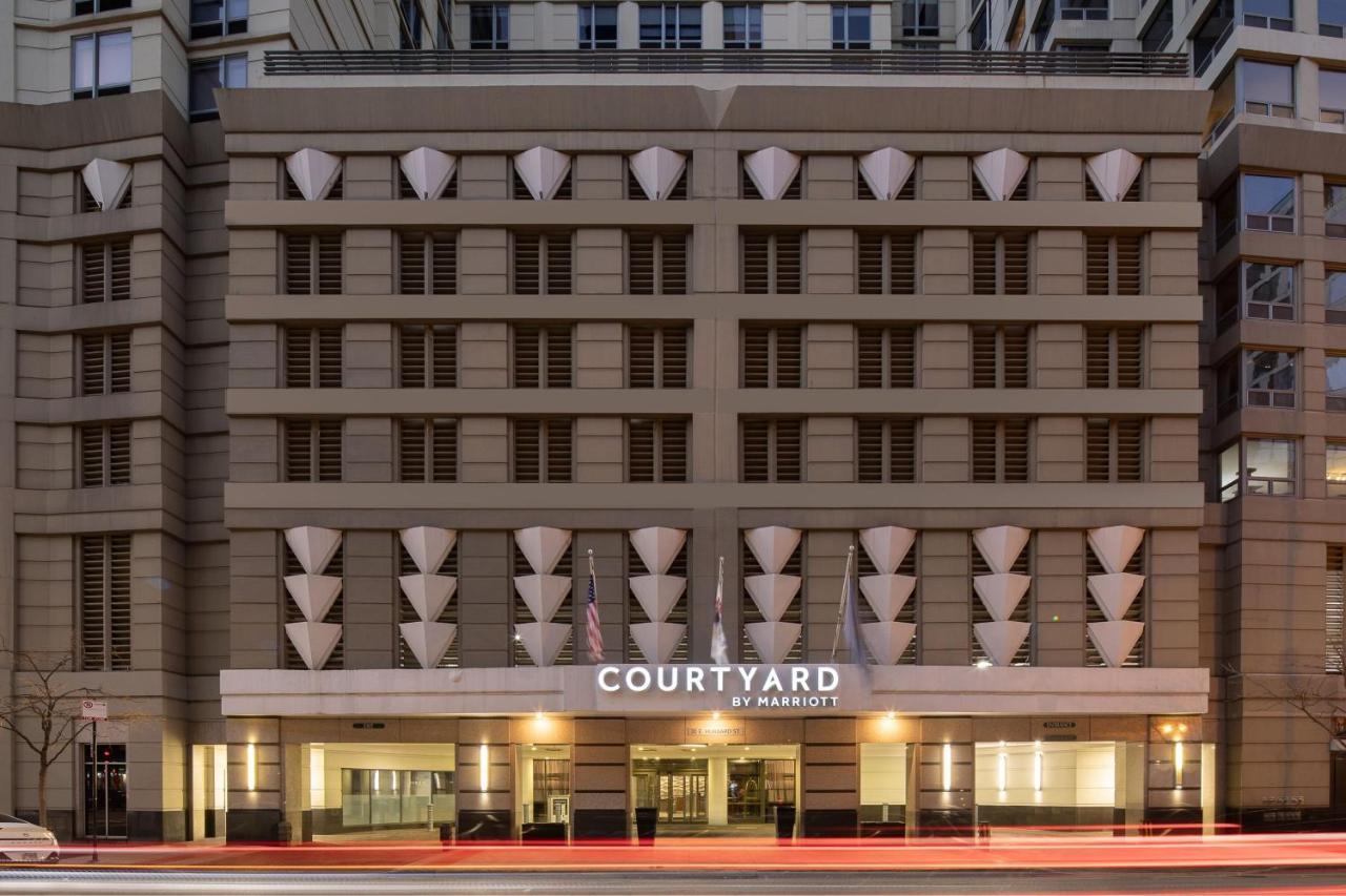 Courtyard By Marriott Chicago Downtown/River North Exterior foto